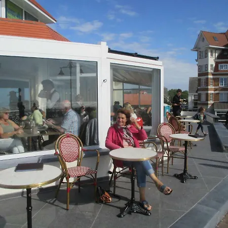 Apartment Maison Blanche