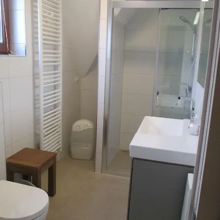 Maison Blanche Apartment *